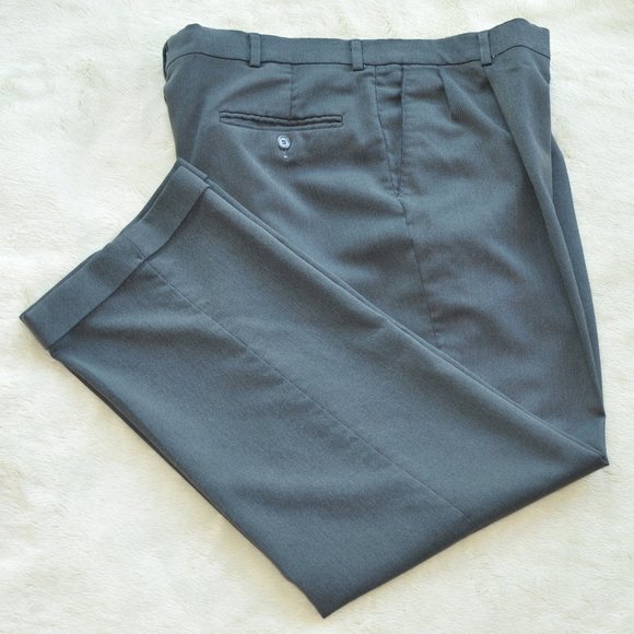 Haggar Other - Haggar gray men’s trousers 36x30.